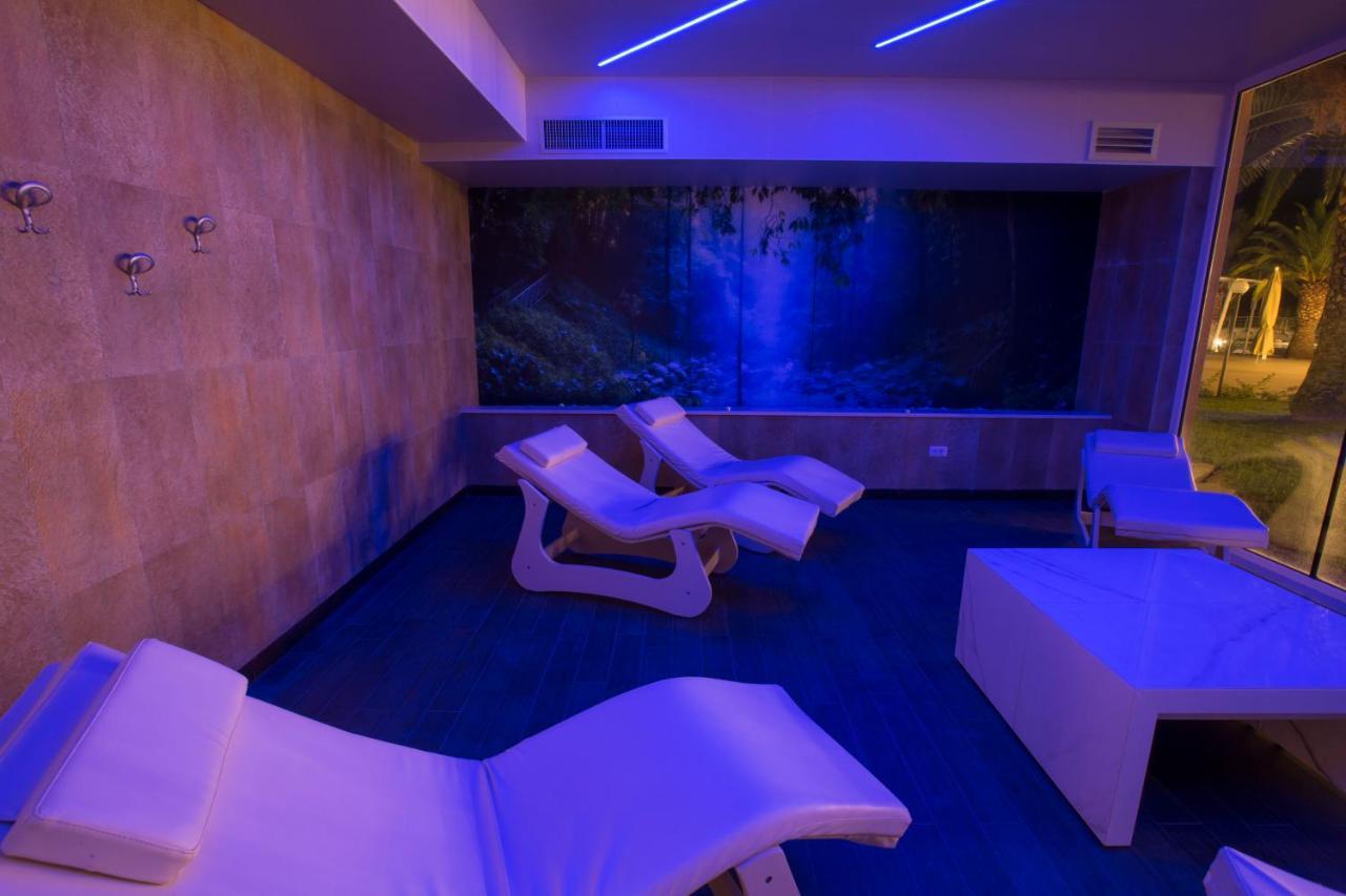 Hotel Mh 4*